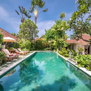 Senang Seminyak (Bali)
